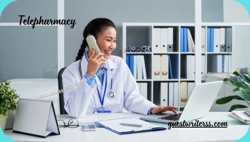 Pharmacists online connection with the patients 